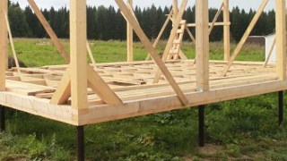 Сарай на винтовых сваях или хозблок на сваях Кумертау цена от 2597 руб. / шт.